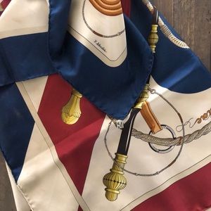 Stunning large vintage silk Hermès scarf